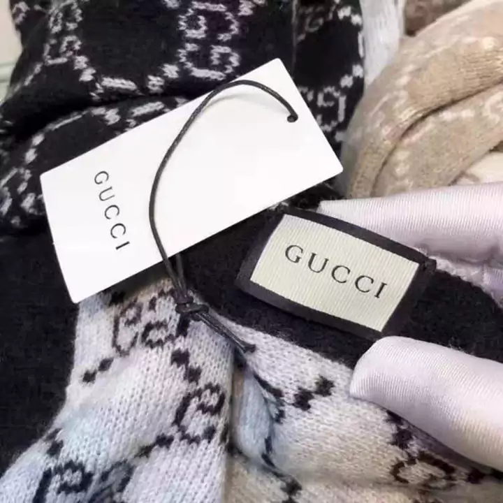 GUCCI ニットジャカードマフラー 男